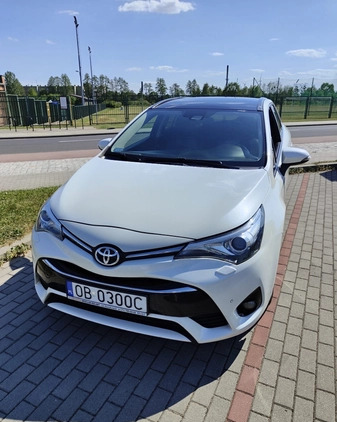 Toyota Avensis cena 56900 przebieg: 131000, rok produkcji 2016 z Grodków małe 232